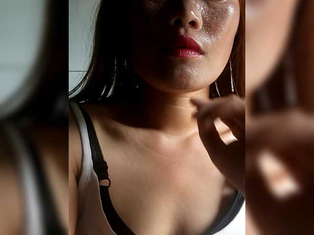 melynaa live cam on BongaCams