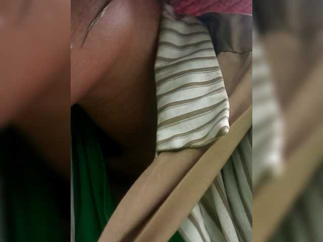melynaa live cam on BongaCams