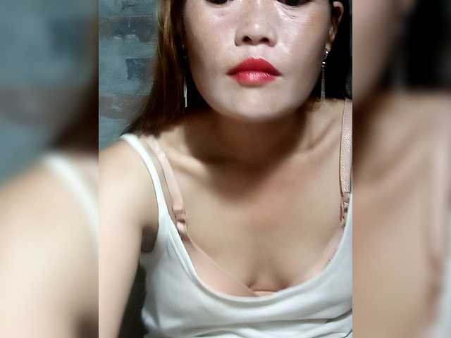 melynaa live cam on BongaCams