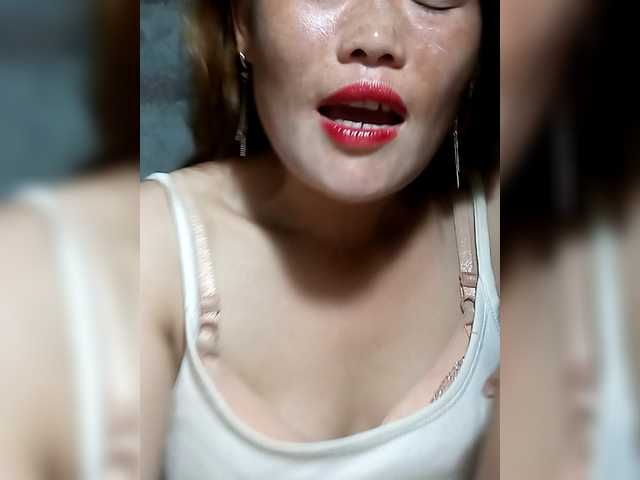 melynaa live cam on BongaCams