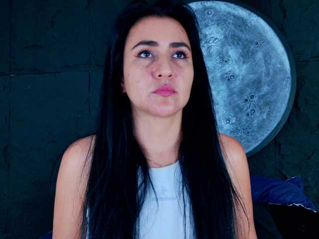 Amanda-Martinez live cam on BongaCams