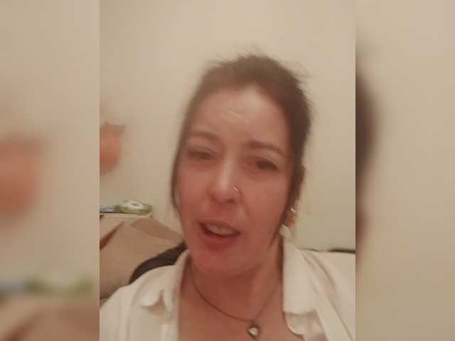 Ally46x live webcam show