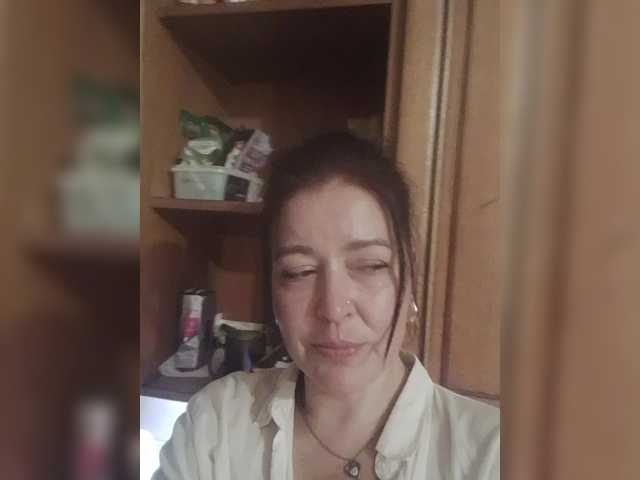 Ally46x live webcam show