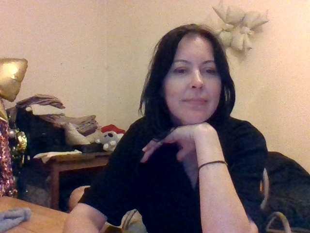Ally46x, live now on BongaCams