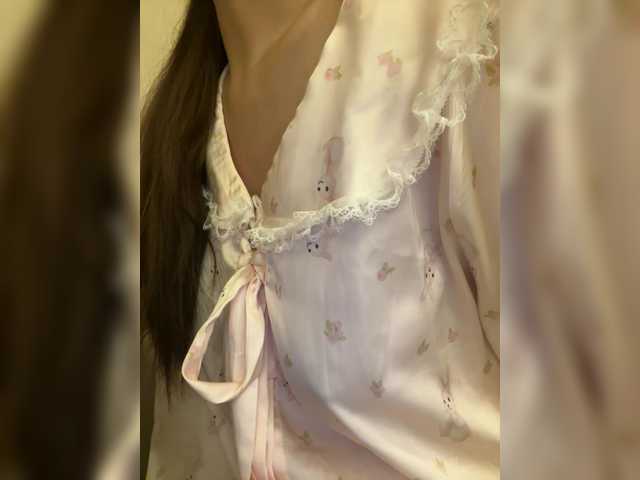 nidebaojianlaoshi live cam on BongaCams