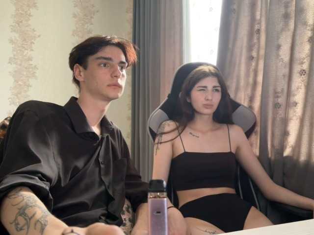 Skynlayer live cam on BongaCams