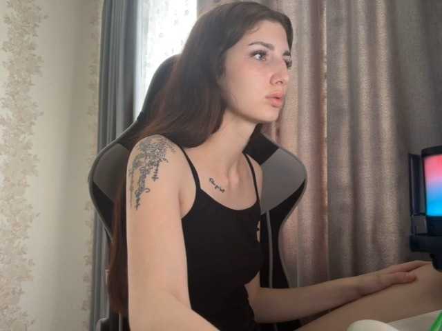 Skynlayer live cam on BongaCams