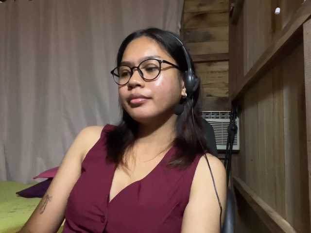 LurleneSchaufelberge live cam on BongaCams