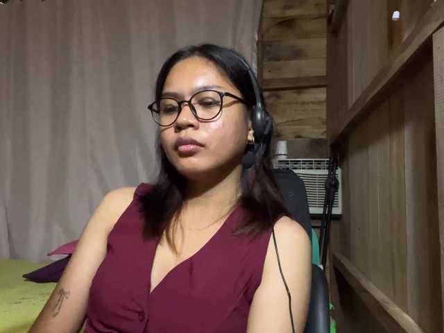 LurleneSchaufelberge live cam on BongaCams