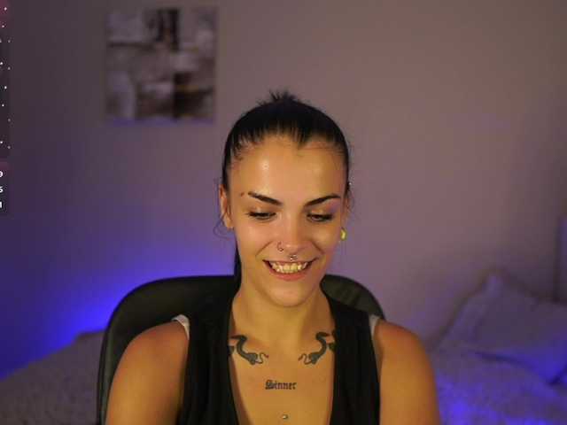 Paulinemedonca live cam on BongaCams