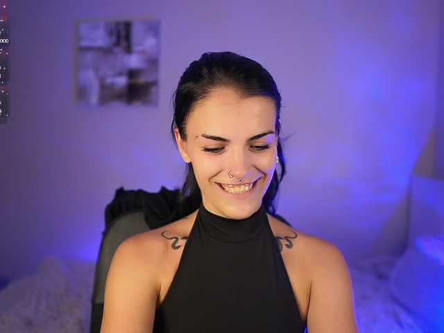 Paulinemedonca live cam on BongaCams
