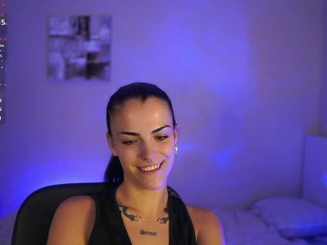 Paulinemedonca live cam on BongaCams
