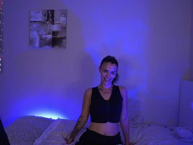 Paulinemedonca live cam on BongaCams