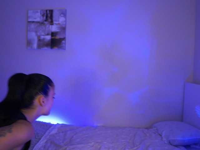 Paulinemedonca live cam