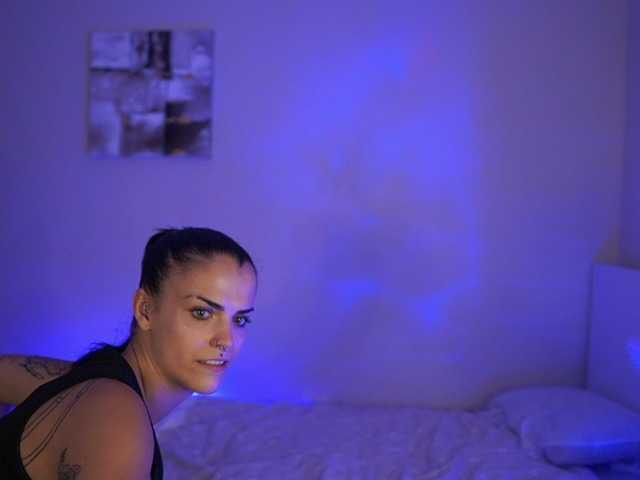Paulinemedonca live cam