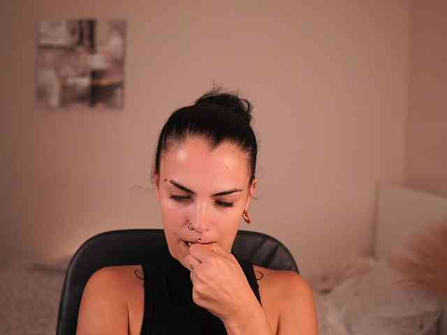 Paulinemedonca webcam