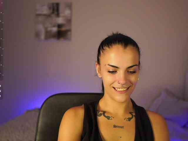 Paulinemedonca webcam