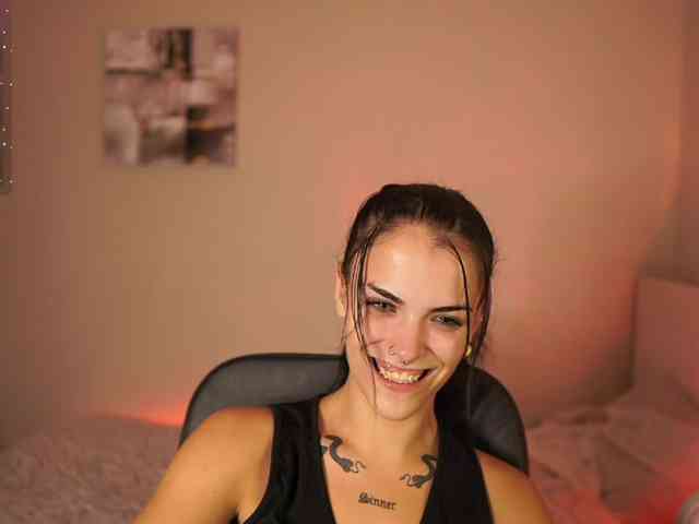 Paulinemedonca webcam