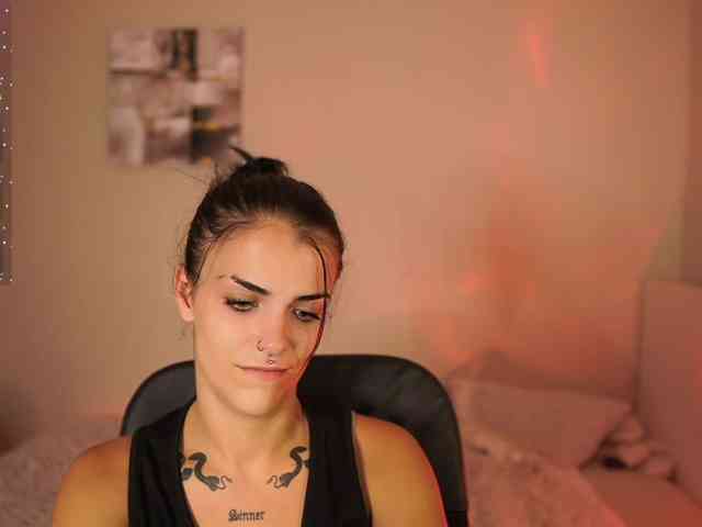 Paulinemedonca webcam