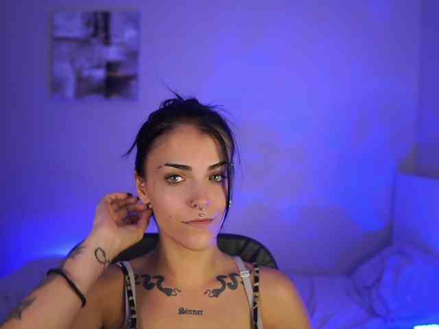 Paulinemedonca webcam