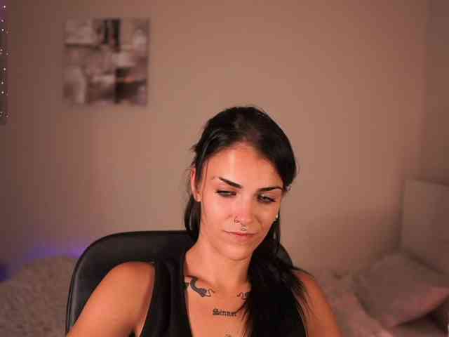 Paulinemedonca webcam