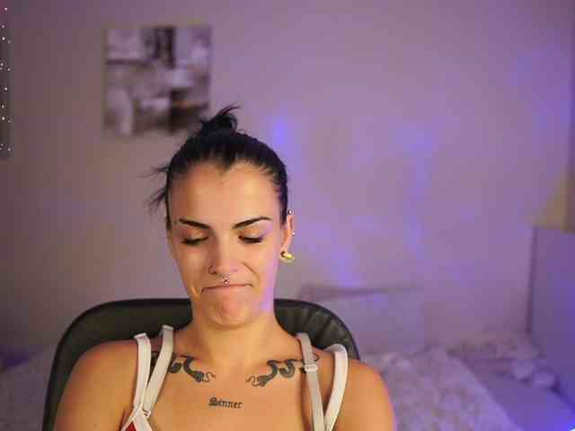 Paulinemedonca webcam