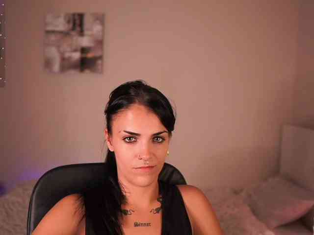 Paulinemedonca webcam