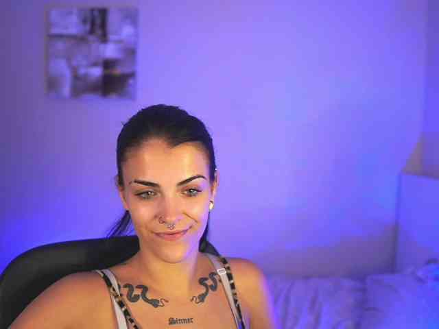 Paulinemedonca webcam