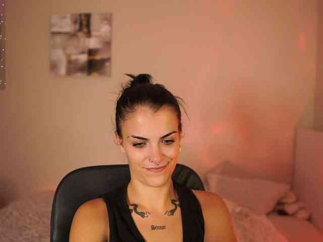 Paulinemedonca webcam