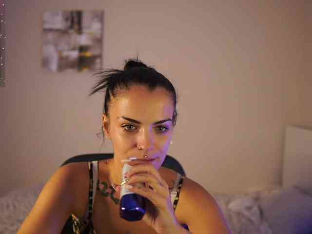 Paulinemedonca webcam