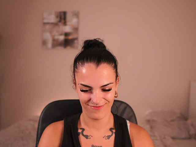 Paulinemedonca webcam
