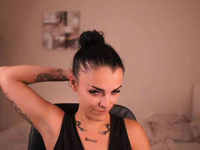 Paulinemedonca webcam