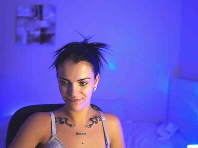 Paulinemedonca webcam