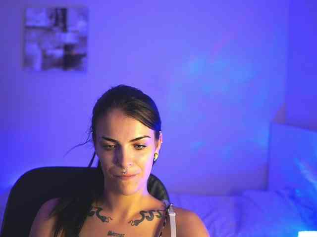 Paulinemedonca webcam