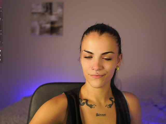 Paulinemedonca webcam