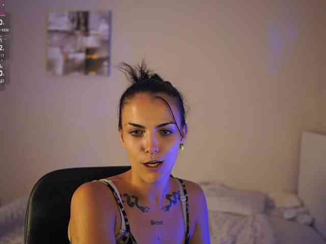 Paulinemedonca webcam