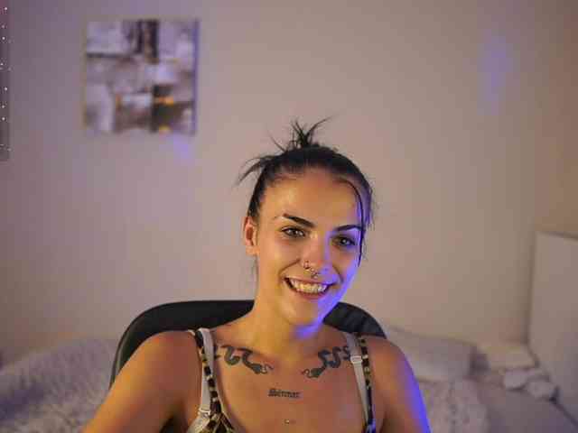 Paulinemedonca webcam