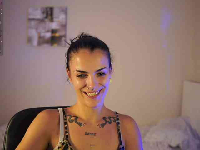 Paulinemedonca webcam