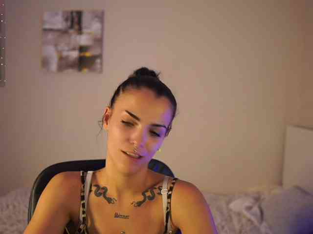 Paulinemedonca webcam