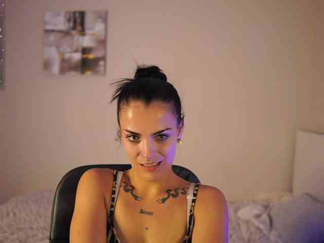 Paulinemedonca webcam