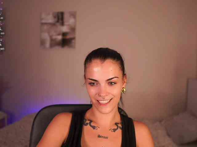 Paulinemedonca webcam