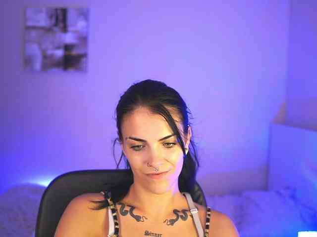 Paulinemedonca webcam