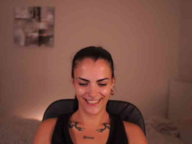 Paulinemedonca webcam