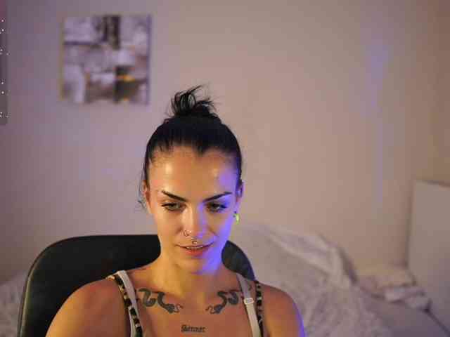 Paulinemedonca webcam