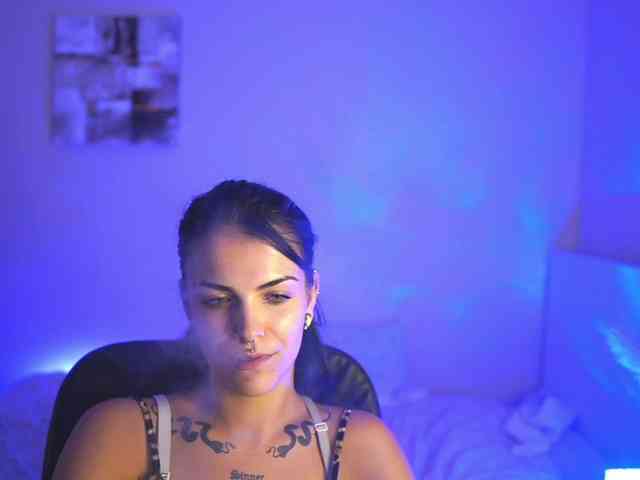 Paulinemedonca webcam