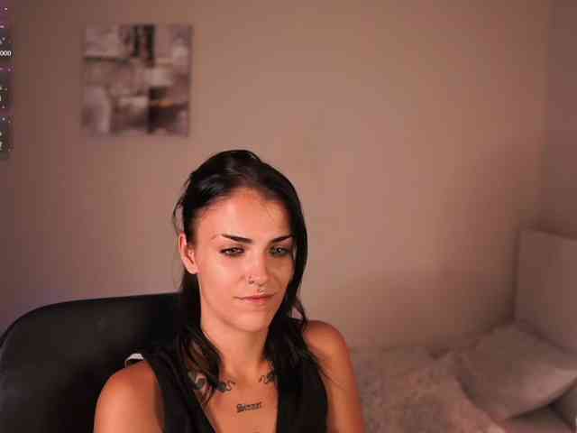 Paulinemedonca webcam
