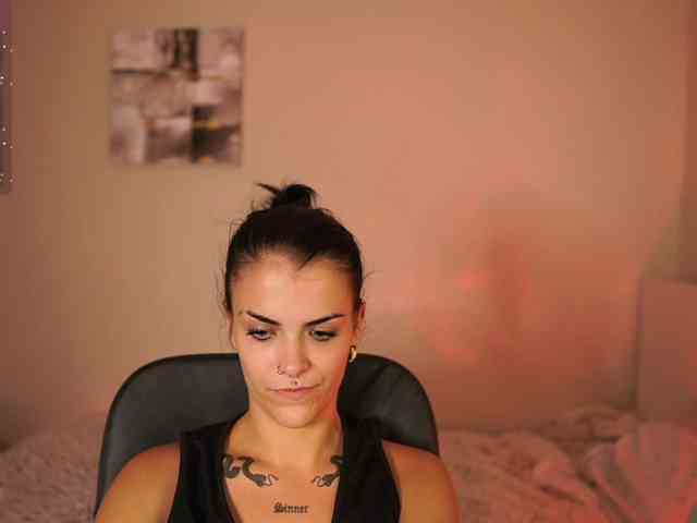 Paulinemedonca webcam