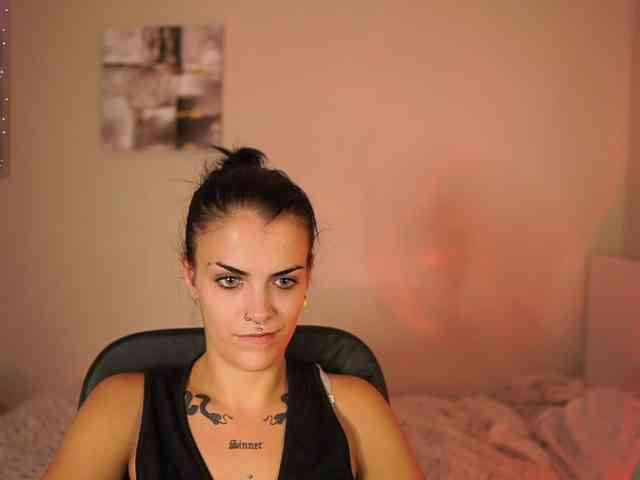 Paulinemedonca webcam