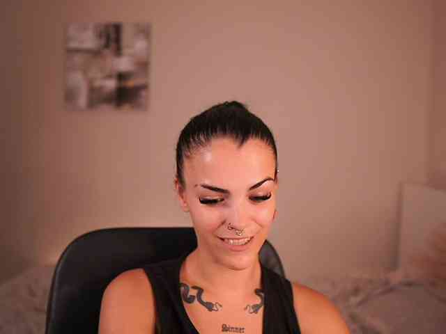 Paulinemedonca webcam