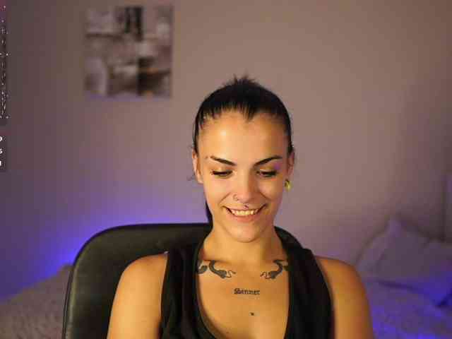 Paulinemedonca webcam